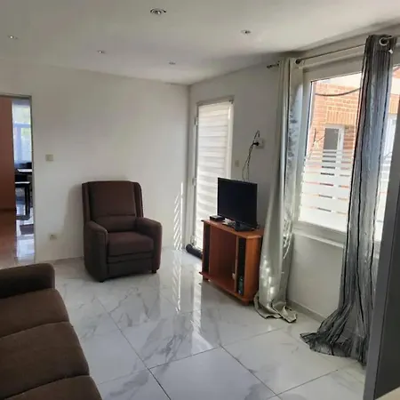 Spacious 4-bedroom House In Brunehaut With Views *