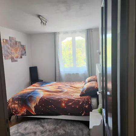 Spacious 4-bedroom House In Brunehaut With Views * Laplaigne