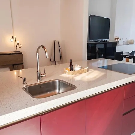 Hébergement de vacances Spacious 4-bedroom House In Brunehaut With Views Laplaigne