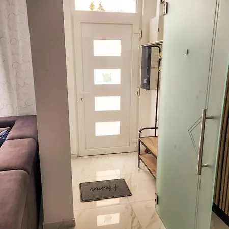 Spacious 4-bedroom House In Brunehaut With Views * Laplaigne
