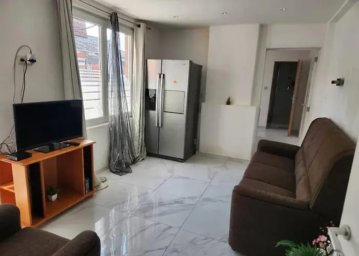 Spacious House In Brunehaut With View * Laplaigne