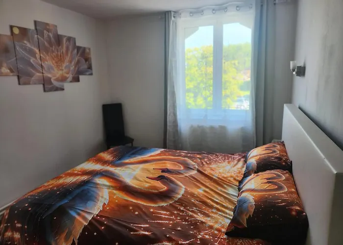 Spacious House In Brunehaut With View *